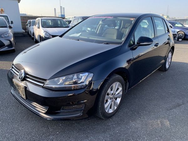 Volkswagen Golf Hatchback, Petrol, 2015, Black
