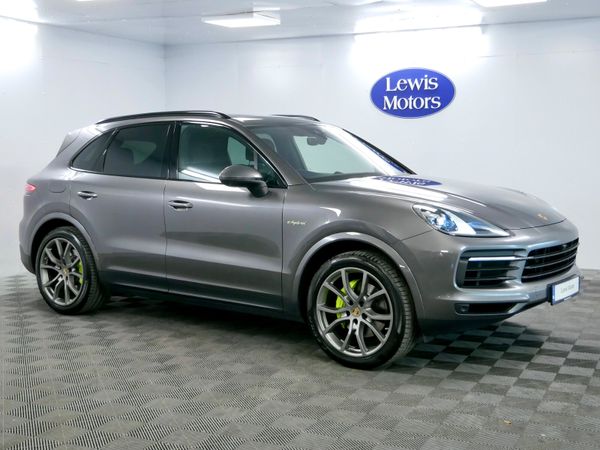 Porsche Cayenne SUV, Petrol Plug-in Hybrid, 2023, Grey