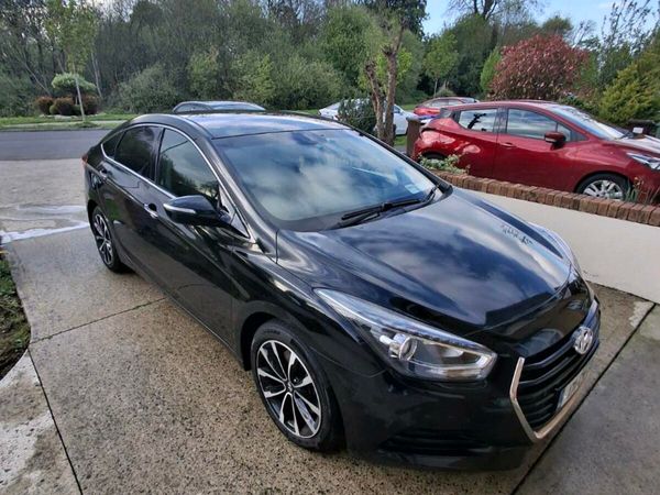 Hyundai i40 Saloon, Diesel, 2017, Black