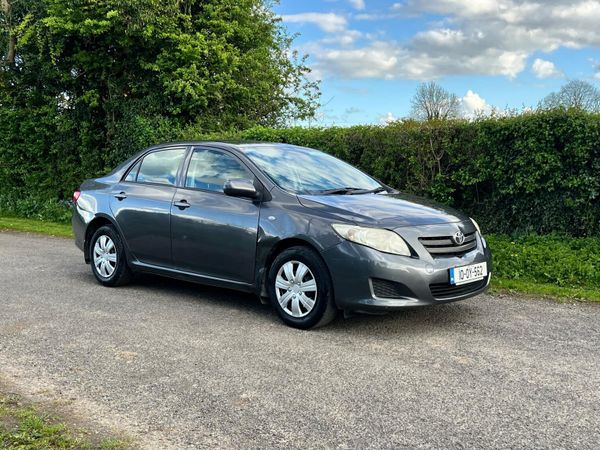 Toyota Corolla Saloon, Diesel, 2010, Grey