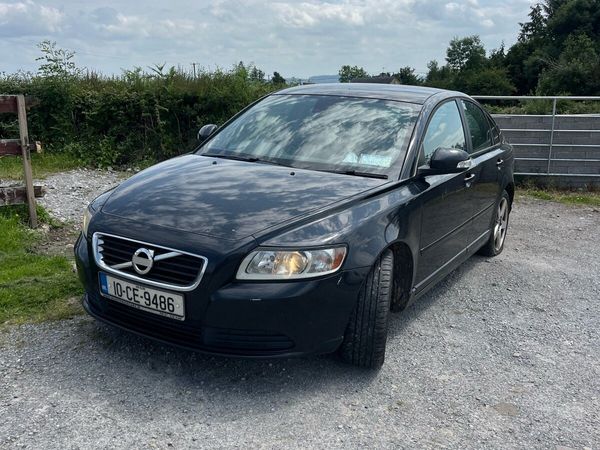 Volvo S40 Saloon, Diesel, 2010, Black