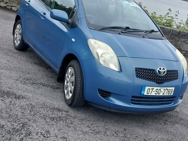 Toyota Yaris Hatchback, Petrol, 2007, Blue