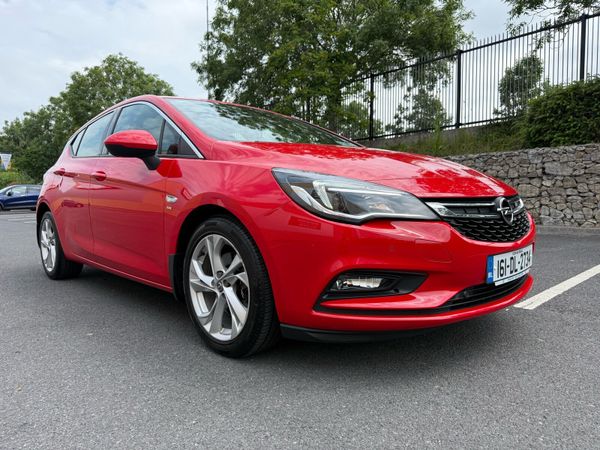 Opel Astra Hatchback, Diesel, 2016, Red