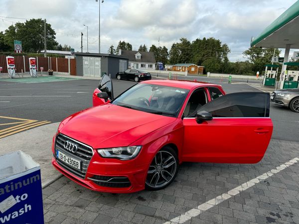 Audi A3 Hatchback, Petrol, 2013, Red