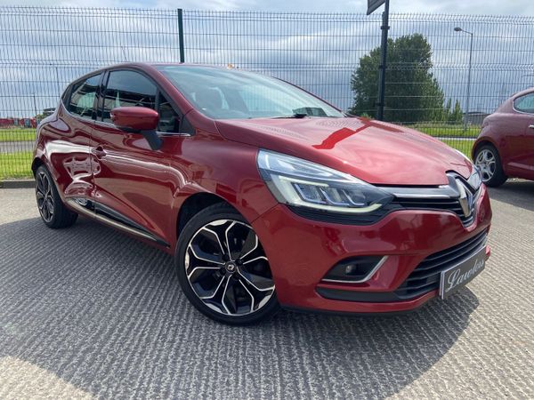 Renault Clio Hatchback, Petrol, 2018, Red