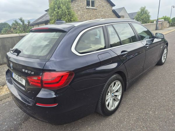 BMW 5-Series Estate, Diesel, 2011, Blue