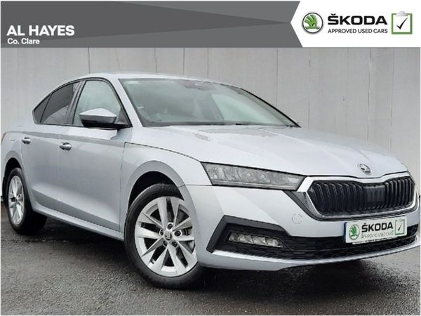 Skoda Octavia Saloon, Diesel, 2022, Silver