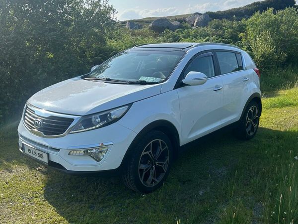Kia Sportage SUV, Diesel, 2015, White