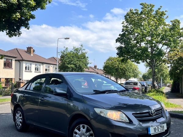 Toyota Corolla Saloon, Petrol, 2010, Grey