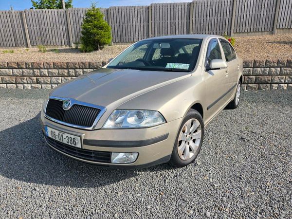 Skoda Octavia Hatchback, Diesel, 2006, Beige