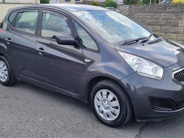 Kia Venga MPV, Diesel, 2013, Silver