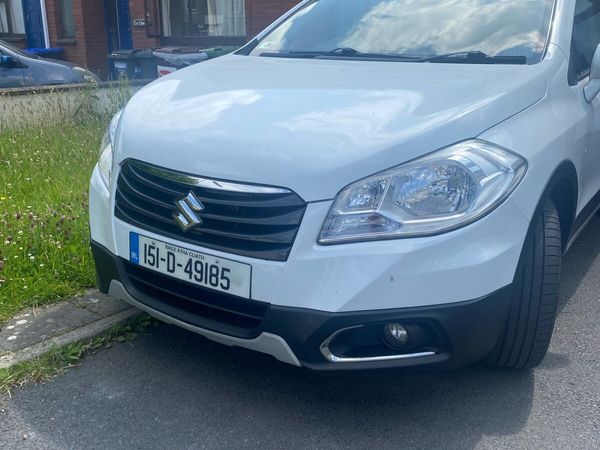Suzuki SX4 S-Cross Hatchback, Petrol, 2015, White