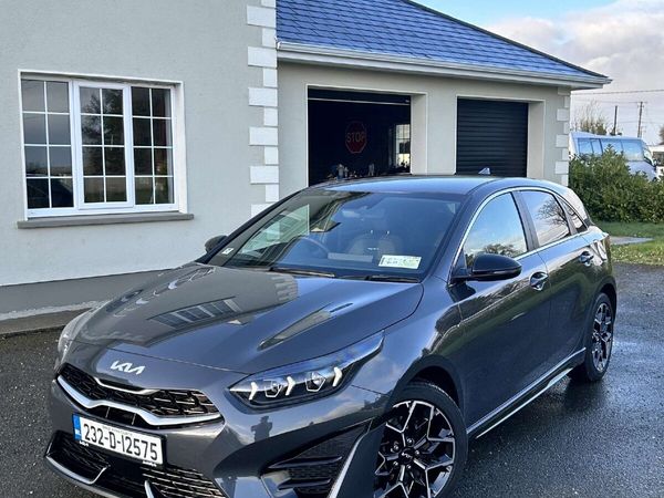 Kia Ceed Hatchback, Diesel Hybrid, 2023, Grey
