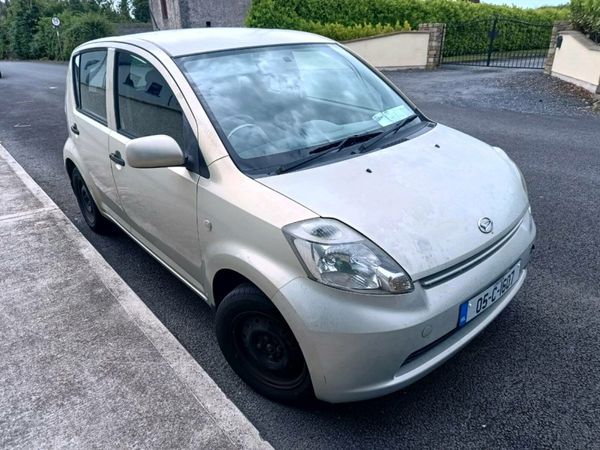 Daihatsu Sirion Hatchback, Petrol, 2005, Silver