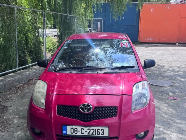 Toyota Yaris Hatchback, Petrol, 2008, Red