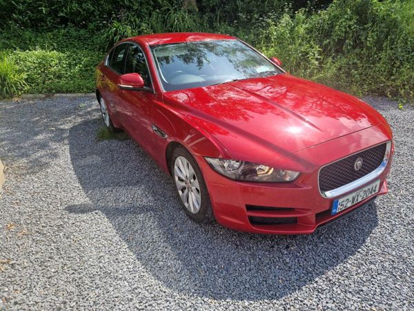 Jaguar XE Saloon, Diesel, 2015, Red