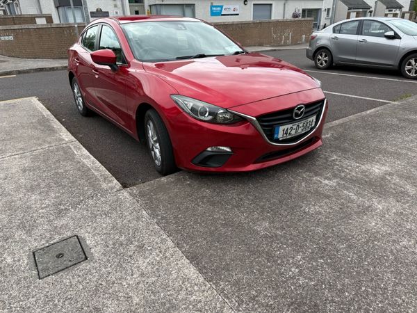 Mazda Mazda3 Saloon, Diesel, 2014, Red