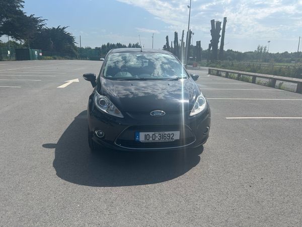 Ford Fiesta Hatchback, Petrol, 2010, Black