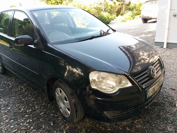 Volkswagen Polo Hatchback, Petrol, 2009, Black
