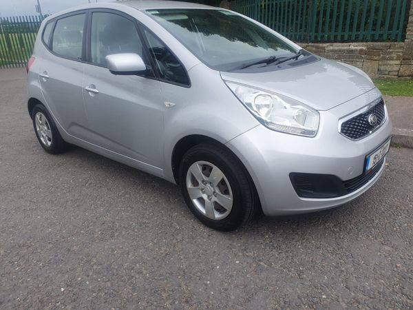 Kia Venga MPV, Petrol, 2015, Silver