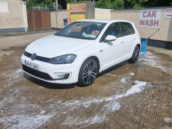 Volkswagen Golf Hatchback, Petrol Plug-in Hybrid, 2016, White