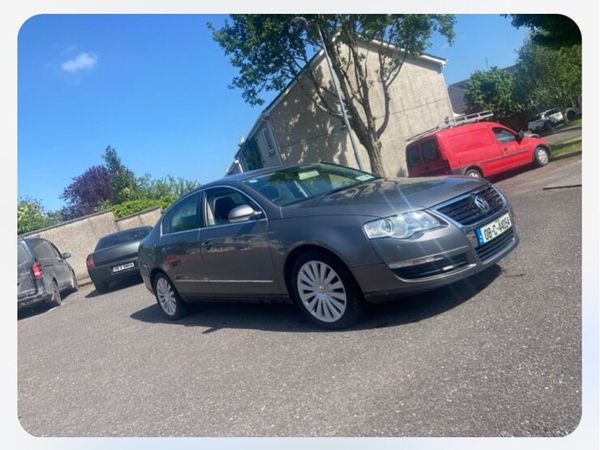 Volkswagen Passat Saloon, Diesel, 2008, Grey