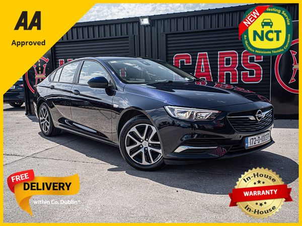 Opel Insignia Hatchback, Diesel, 2017, Blue