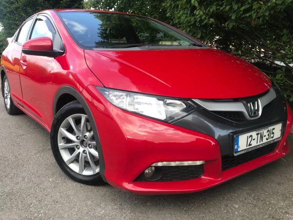 Honda Civic Hatchback, Diesel, 2012, Red