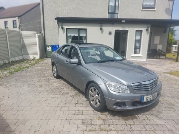 Mercedes-Benz C-Class Saloon, Diesel, 2010, Silver