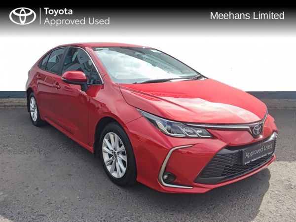 Toyota Corolla Saloon, Hybrid, 2023, Red
