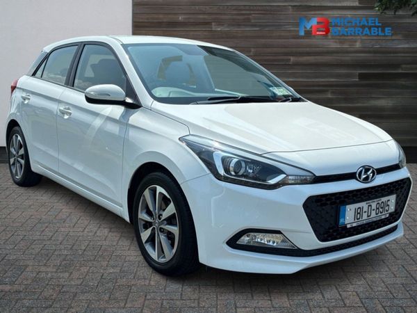 Hyundai i20 Hatchback, Petrol, 2018, White