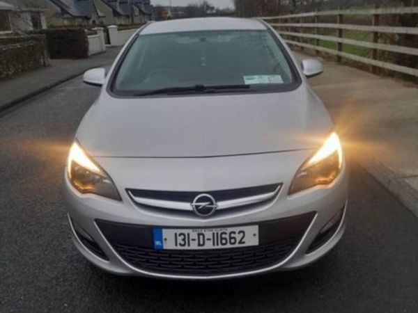 Opel Astra MPV, Diesel, 2013, Silver