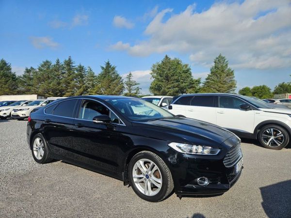 Ford Mondeo Hatchback, Diesel, 2017, Black