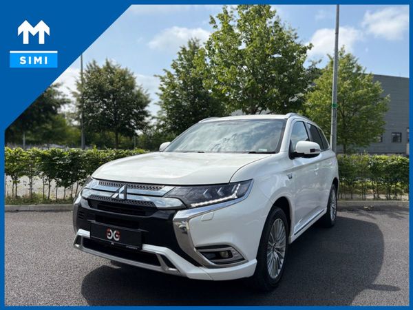 Mitsubishi Outlander Estate, Petrol Plug-in Hybrid, 2018, White