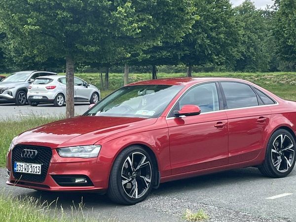 Audi A4 Saloon, Diesel, 2013, Red