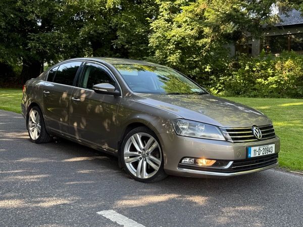 Volkswagen Passat Saloon, Diesel, 2011, Brown