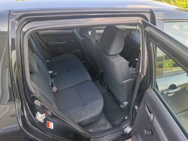 Suzuki Swift Hatchback, Petrol, 2008, Black
