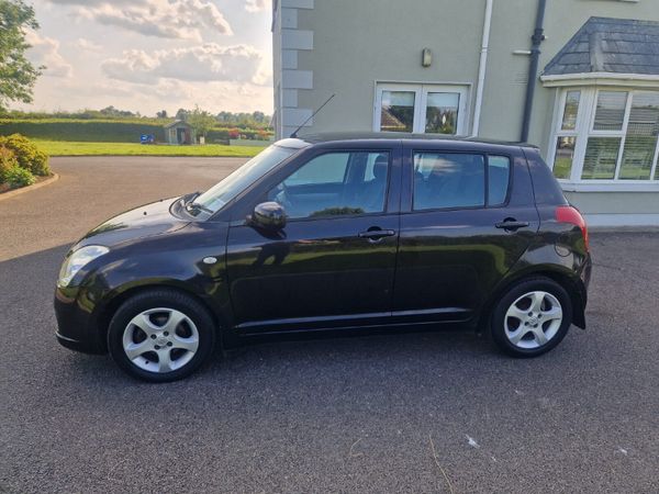 Suzuki Swift Hatchback, Petrol, 2008, Black