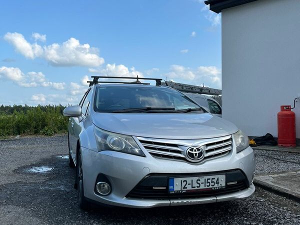 Toyota Avensis Estate, Diesel, 2012, Silver