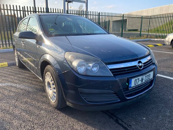 Opel Astra Hatchback, Petrol, 2007, Blue
