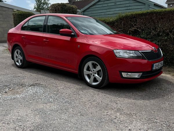 Skoda Rapid Hatchback, Diesel, 2013, Red