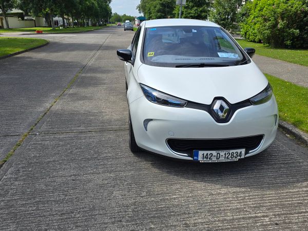 Renault Zoe Hatchback, Electric, 2014, White