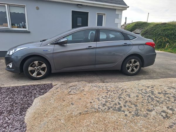 Hyundai i40 Saloon, Diesel, 2012, Silver