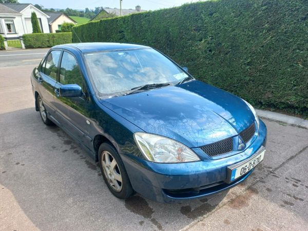 Nissan Micra Hatchback, Petrol, 2004, Blue