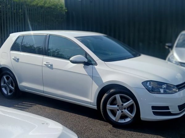 Volkswagen Golf Hatchback, Petrol, 2015, White