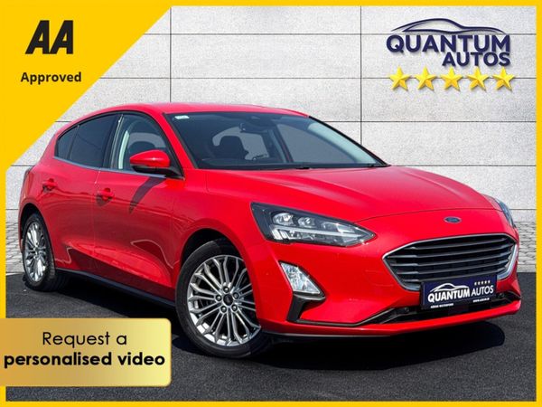 Ford Focus Hatchback, Diesel, 2021, Red