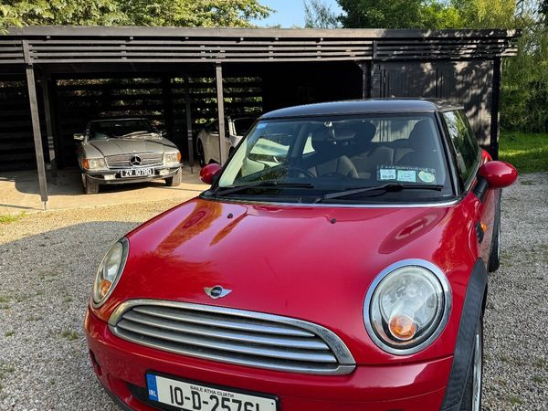 Mini Cooper Hatchback, Petrol, 2010, Red