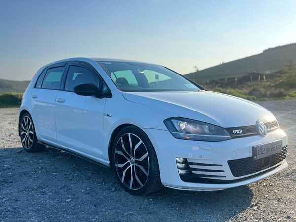 Volkswagen Golf Hatchback, Diesel, 2013, White