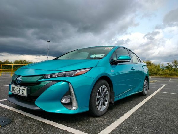 Toyota Prius Hatchback, Petrol Plug-in Hybrid, 2017, Blue