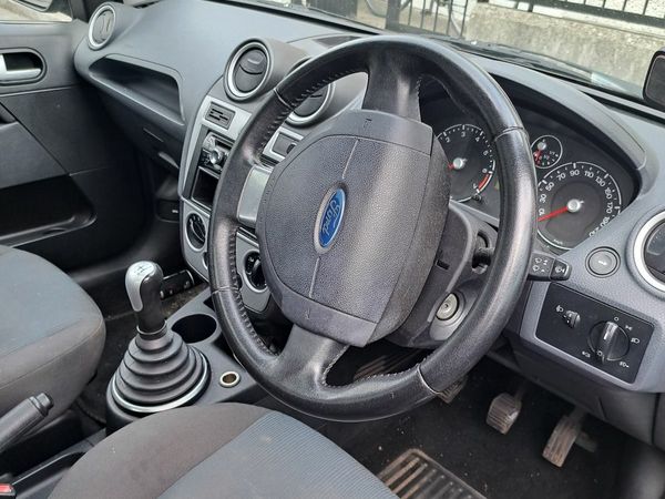 Ford Fiesta Hatchback, Petrol, 2007, Black